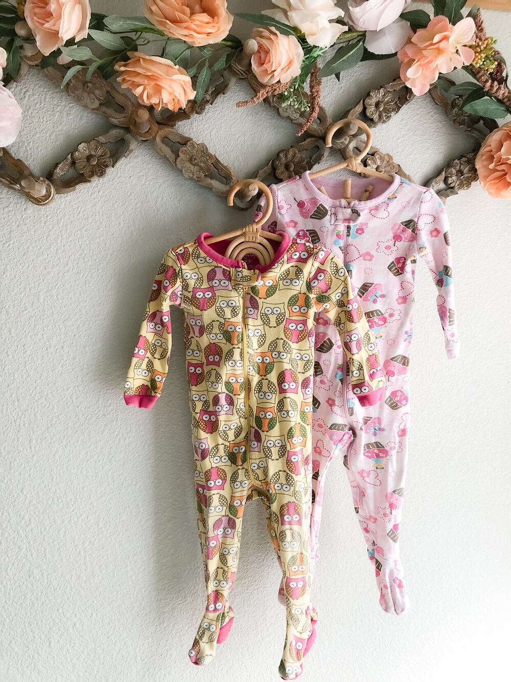 2 Snug Fit Pajama Footed Sleepers 12mths